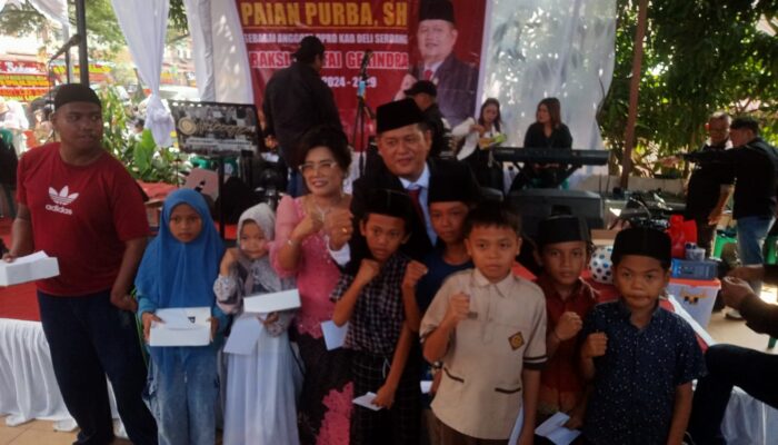 Paian Purba, SH. Santuni 100 Anak Yatim dalam Syukuran Pelantikan sebagai Anggota DPRD Deli Serdang