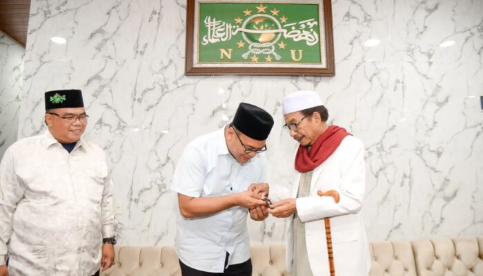 Kader Muda Gerindra Dampingi dr. Aci Bertemu Ulama Karismatik di Pesantren Al-Kausar