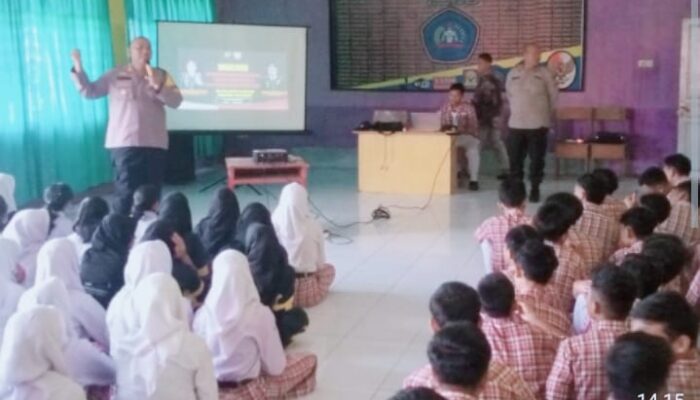 AKP Mahruzar Polres Langkat Beri Edukasi ke Pelajar SMA: Antisipasi Geng Motor, Narkoba