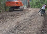 Kerja Bakti Perbaikan Jalan Dusun Terlok, Wujud Kepedulian dan Dukungan Program Pemerintah Desa