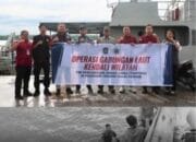 Kanim Bersama Lanal TBA Laksanakan Operasi Gabungan Laut Guna Memperkuat Pengendalian Wilayah