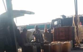 Diduga Kebal Hukum, Gudang Penimbunan BBM Beroperasi Siang dan Malam