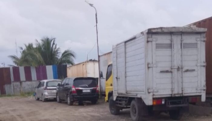 Diduga Gudang Di Jalan Pasar IV Barat Bebas Beraktifitas Melangsir BBM Dari SPBU