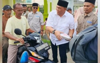 Aksi Nyata Wakil Rakyat! Dahnil Ginting Ketua Mapel Sumut Tebar Ribuan Takjil, Jalanan Penuh Haru