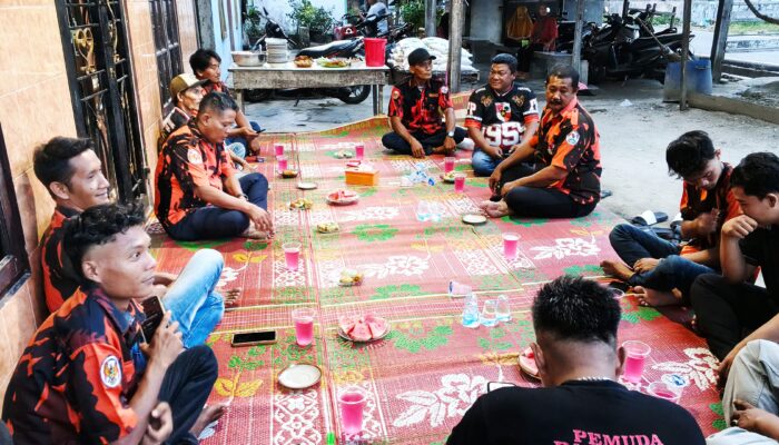 Pererat Silaturahmi Pemuda Pancasila Ranting 04 Desa Dalu Sepuluh-A Gelar Buka Puasa Bersama