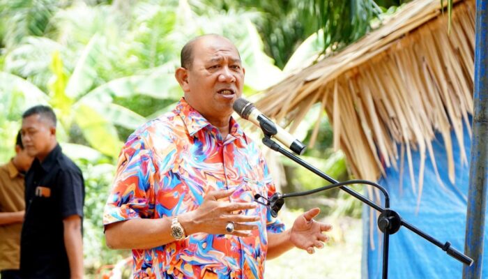 Bupati Syah Afandin Genjot RTLH Hingga Pelosok, Warga Pasar Rawa Terima Manfaat