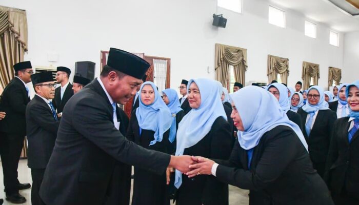 120 ASN Dilantik, Wakil Bupati Lom Lom Suwondo Tekankan Integritas dan Kerja Nyata Tanpa Kompromi