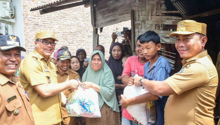 Asri Ludin dan Lom Lom Hadirkan Harapan Baru: Renovasi Rumah Warga Tak Layak Huni hingga Bangkitkan Prestasi Olahraga Pelajar di Hamparan Perak
