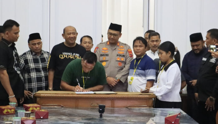 Lewat Musyawarah, Kasus Saling Lapor Berakhir Damai