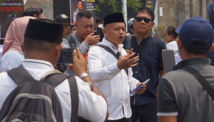 Massa HLM dan GARANSI Desak Komisi III DPR Gelar RDPU Terkait Kasus Peternak Rahmadi
