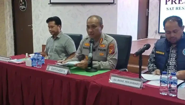 Geger Anak Bupati Pelalawan Terjaring Razia Narkoba, BNNK Sebut Urine Positif Gara-Gara “Nebeng” Asap Toilet.
