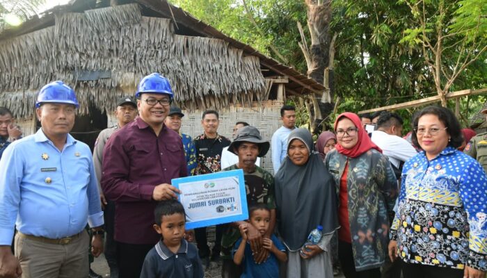 Tinjau TPI Paluh Manan dan Salurkan RTLH, Bupati Asri Ludin Percepat Pembangunan Nelayan hingga Hunian Layak
