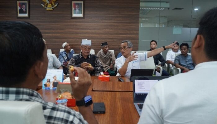 Perkuat Kepedulian Sosial Di Momentum Idul Adha, Pelindo Regional 1 Gandeng 33 BKM Masjid Belawan Dan Sekitarnya Salurkan Hewan Qurban