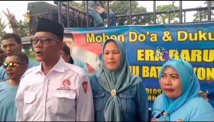 Bak Arak-Arakan Kemenangan, Ratusan Pendukung Kawal Terang Lesmana Nomor 02 Guncang Batu Lokong
