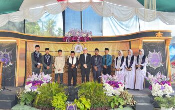 Kyai Dr. Amar Tarmizi Khatamkan Angkatan ke-4 Ponpes Darul Ma’rifat Lewat Program ‘One Santri One Product