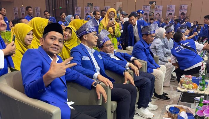 Ketum PAN Disambut Ribuan Massa, Bayu Sumantri Agung Tunjukkan Aksi Nyata: 400 Warga Terima Sembako, LBH dan Koperasi Resmi Dibangun