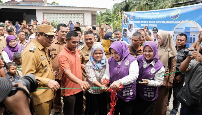 ‎Turun Langsung ke Kutalimbaru, Bupati Asri Ludin Tambunan Buktikan Komitmen Nyata: Infrastruktur, Pendidikan, dan Sosial Berjalan Serentak