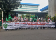 Unjuk Rasa di Kantor Pusat PLN, Massa HIMMAH Tuntut Ganti Rugi Imbas Lumpuhnya Listrik Sumatera