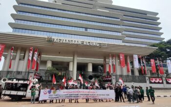 Geruduk Kejagung RI, Koalisi Mahasiswa dan Pemuda Minta Jaksa Agung Ambil Alih Kasus PT Musim Mas