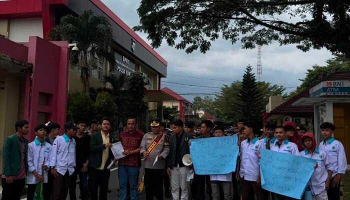 Massa PW IPA Sumut Desak Kapolda Sidak Lokasi Judi di Yang Lim Plaza hingga Asia Mega Mas
