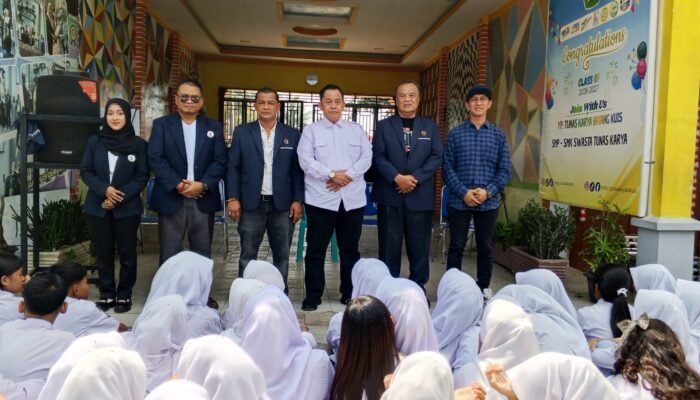 LBH Amanat Nasional Berikan Edukasi Bermedia Sosial kepada Siswa SMK Swasta Tunas Karya 