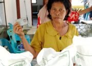 Bantuan Beras Bantu Ringankan Beban Warga Desa Sampe Raya