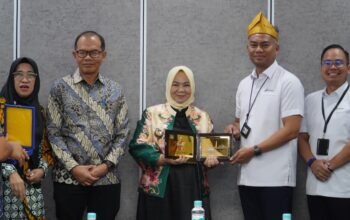Plt Bupati Langkat Tiorita Apresiasi Pertamina Taat Bayar PBB-P2