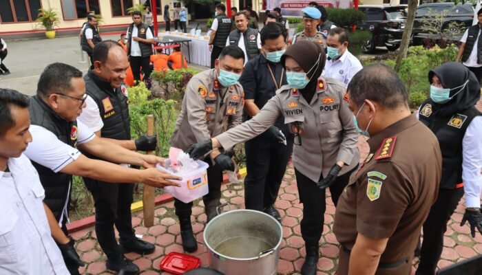 Pengungkapan Sejumlah Kasus, Polres Langkat Musnahkan Barang Bukti  Sabu, Ganja dan Ekstasi