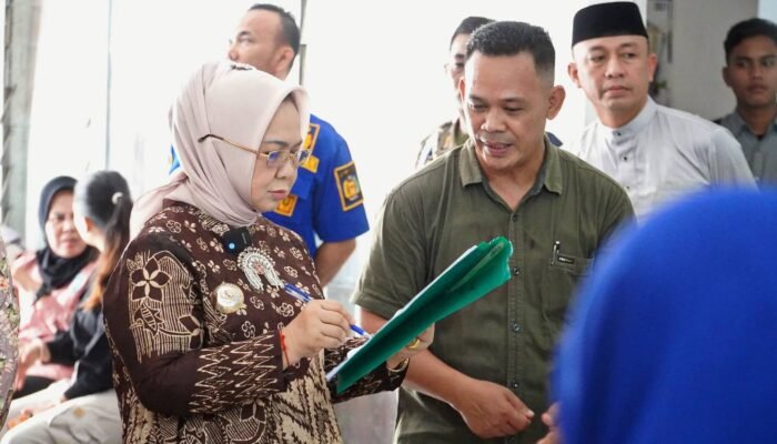 Camat Tak Hadir Saat Plt Bupati Sidak, Disiplin Pegawai dan Fasilitas Kantor Salapian Jadi Sorotan