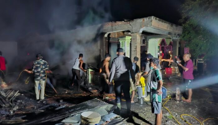 4 Unit Rumah di Salapian Dilalap Sijago Merah, Satu Diantaranya Milik Anggota DPRD Langkat 