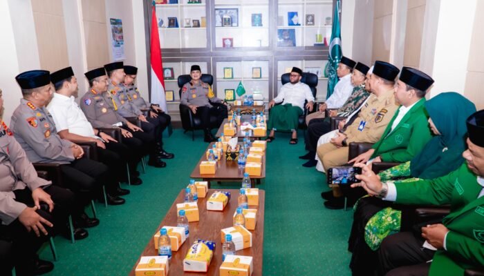 Kunjungan Kapolda Sumut ke Al Washliyah, Dedi Iskandar Batubara Ajak Bangun Sinergitas Program Keagamaan