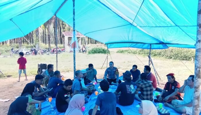 Tanah Ulayat Dirampok Puluhan Tahun, Ratusan Warga Tiga Desa Kepung PT Tindoan Bujing di Paluta