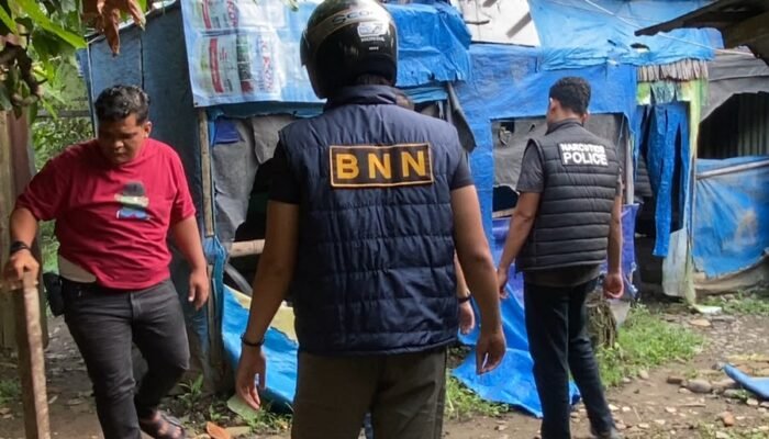 Bentuk Komitmen Berantas Narkoba, Polres Binjai Bongkar dan Musnahkan Barak di Tanjung Jati